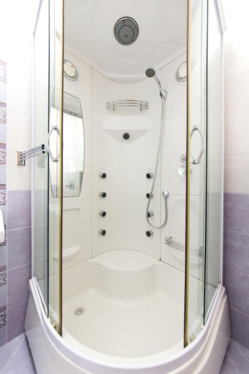 Apartments Lux Milano, Savina,Herceg-Novi Херцег-Новий Екстер'єр фото