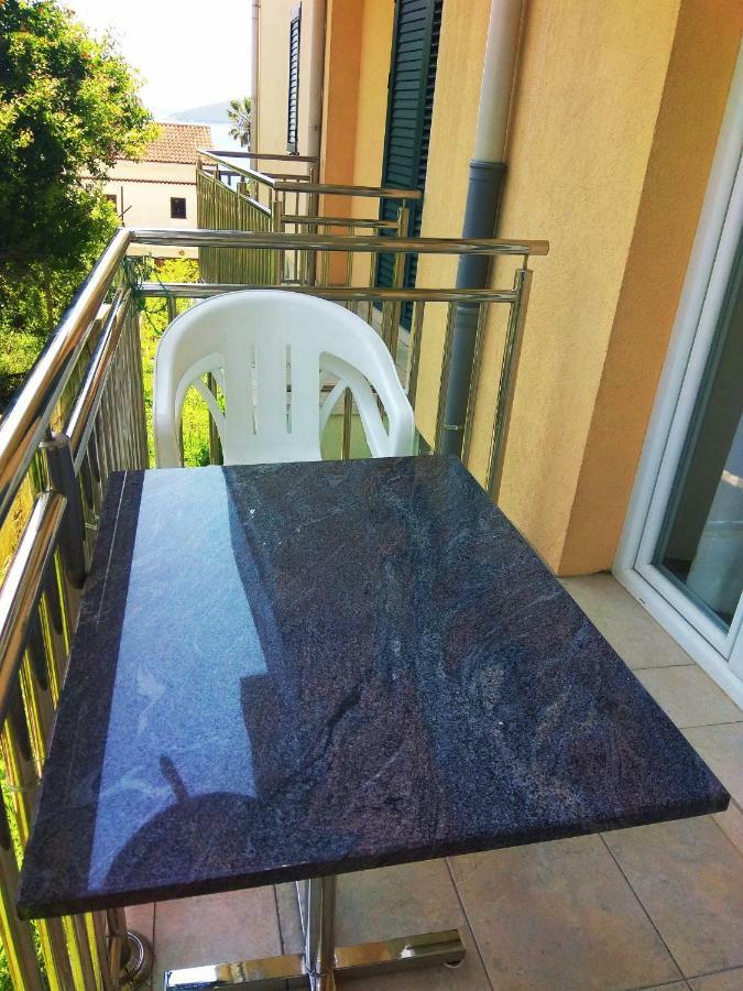 Apartments Lux Milano, Savina,Herceg-Novi Херцег-Новий Екстер'єр фото